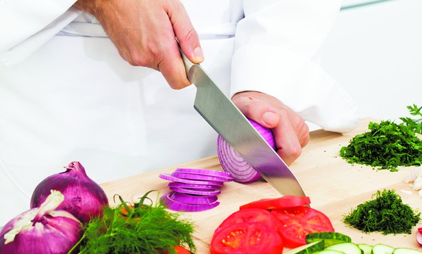 Class Action Lawsuit Says Emeril Lagasse Knives are Counterfeit